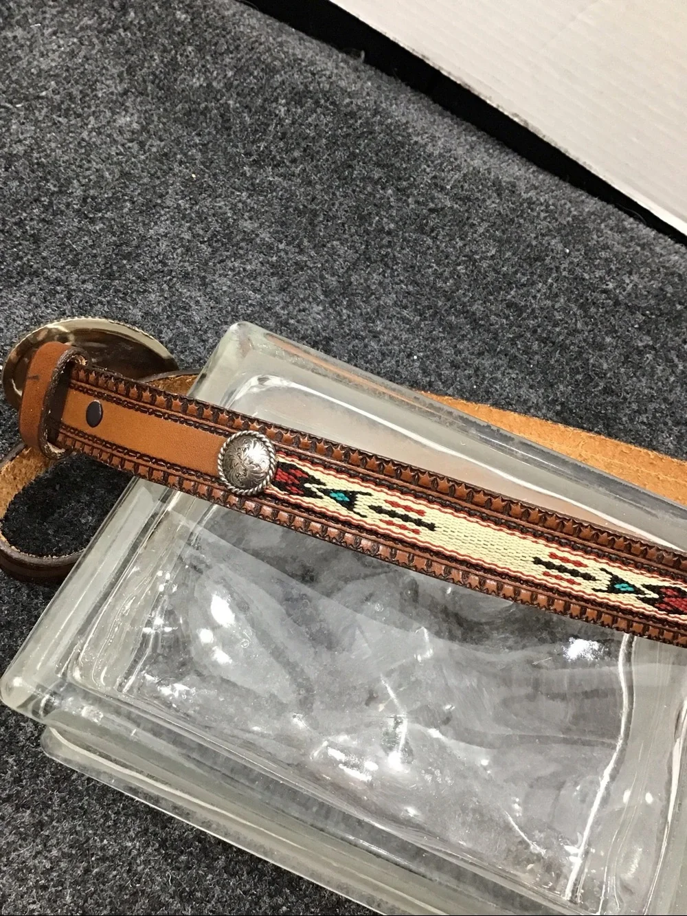 Justin Brown Leather Western Belt with Ornate Silver Buckle and  embroidery 28